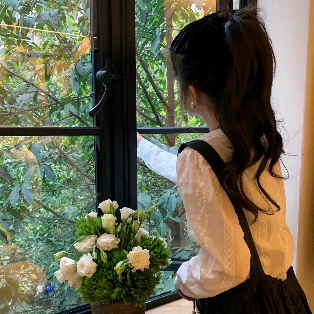女摄青鬼游埠